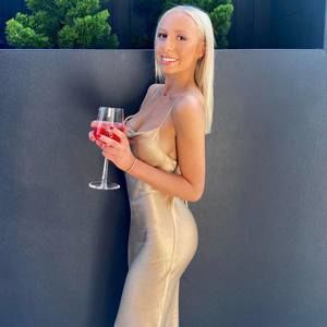 Meet your Posher, Zoe